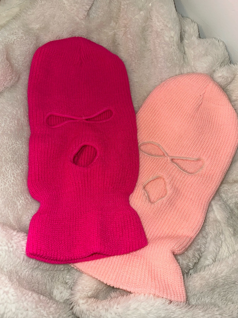 NWOT Spring Breakers Two Piece Knit Ski Mask Set - Hot Pink & Princess Pink - Picture 2 of 2